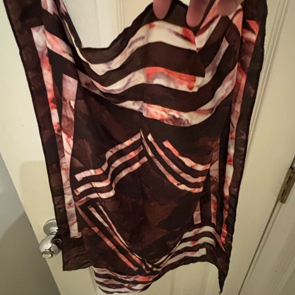 Soft and silky women's neck scarf - Picture 3 of 6